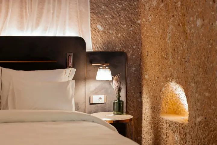Ургуп: Avantgarde Refined Caves of Cappadocia