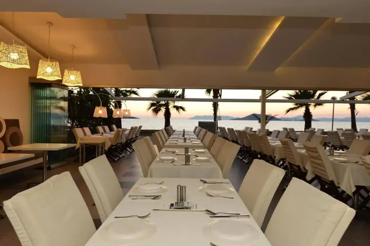 Гёчек: Delta Hotel