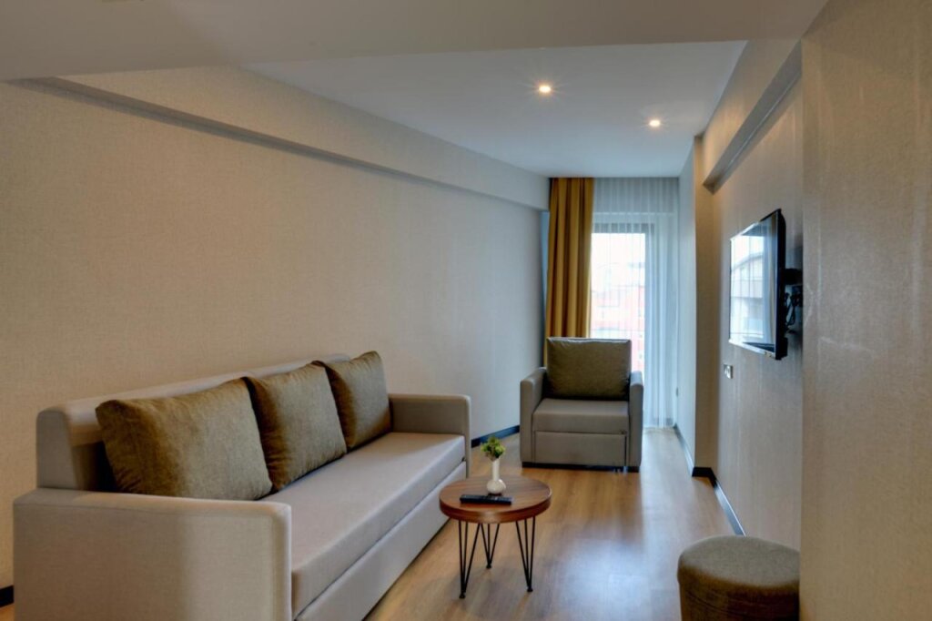 Бурса: Leo suites Hotel