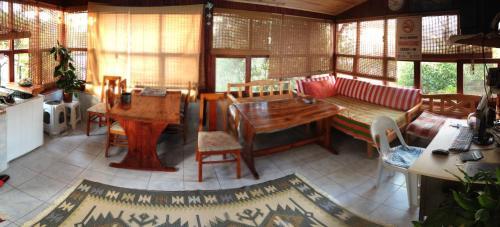Финике: Keramos Hostel