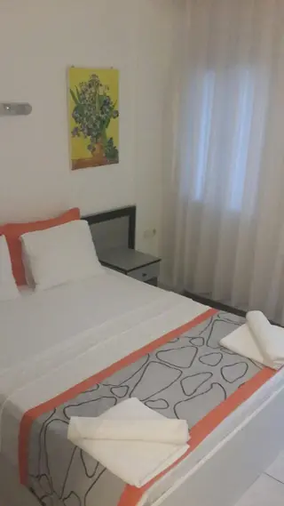 Тургутрейс: Cemre Hotel