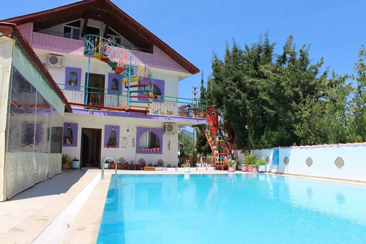 Дальян: Alinda Hotel