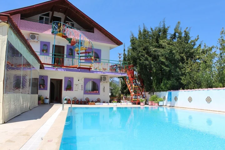 Дальян: Alinda Hotel