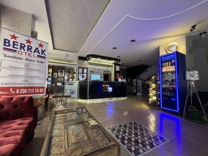 Салихли: Berrak Otel