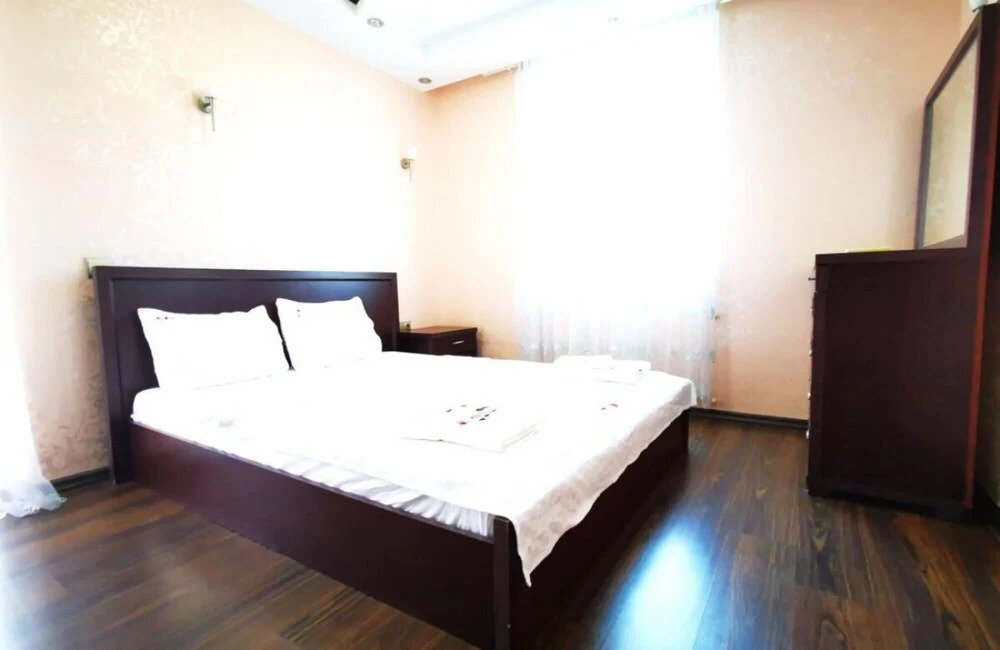 carousel image 3