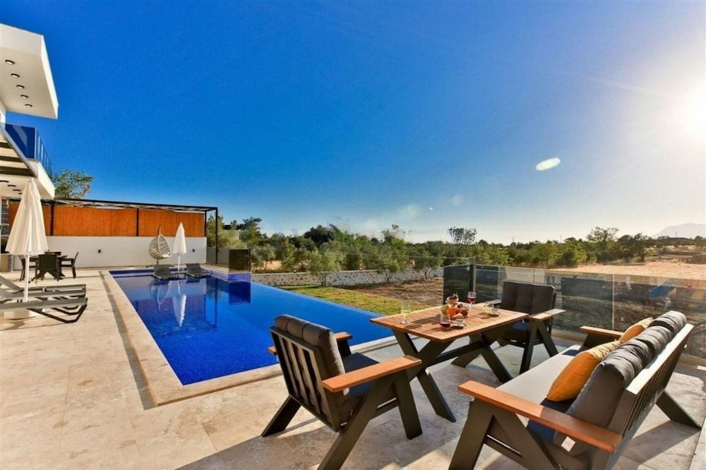 Исламлар: Villa with Jacuzzi, Hammam, Sauna and Pool in Kas