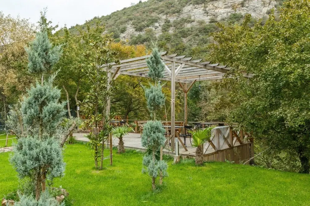 Сайл: Mesmerizing Tiny House On Riverside in Agva
