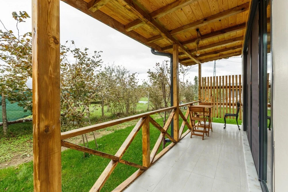 Сайл: Mesmerizing Tiny House On Riverside in Agva