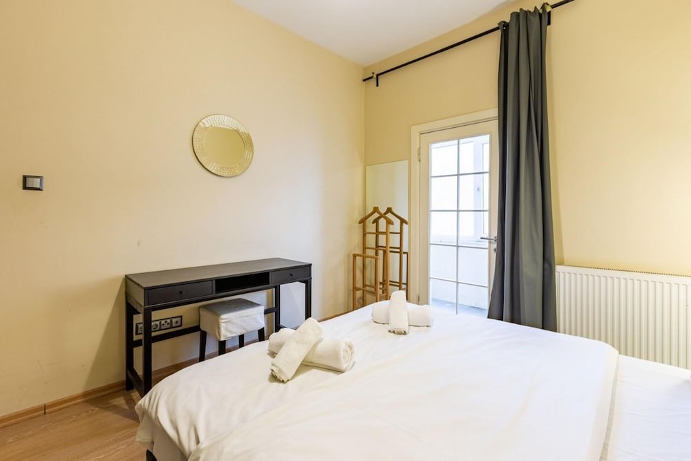 Central Flat 10-min Walk to Taksim Square in Sisli — фото 6