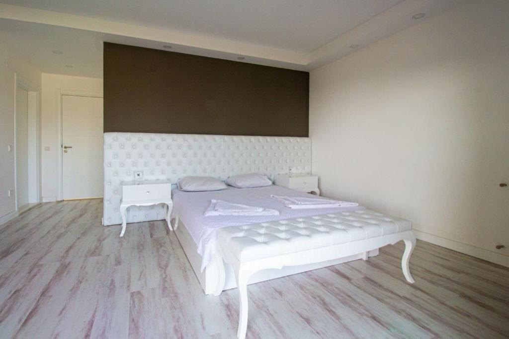 Согучак: Beverly hills kuşadası