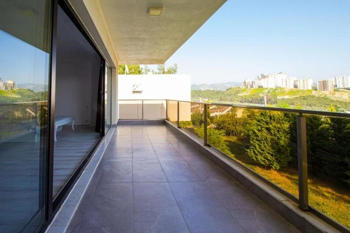 Согучак: Beverly hills kuşadası