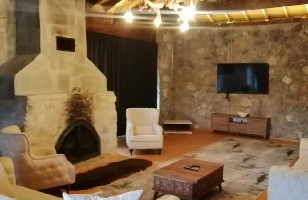 Lovely and Cozy Stone House With Hammam and Fireplace in Iznik Bursa — фото 6