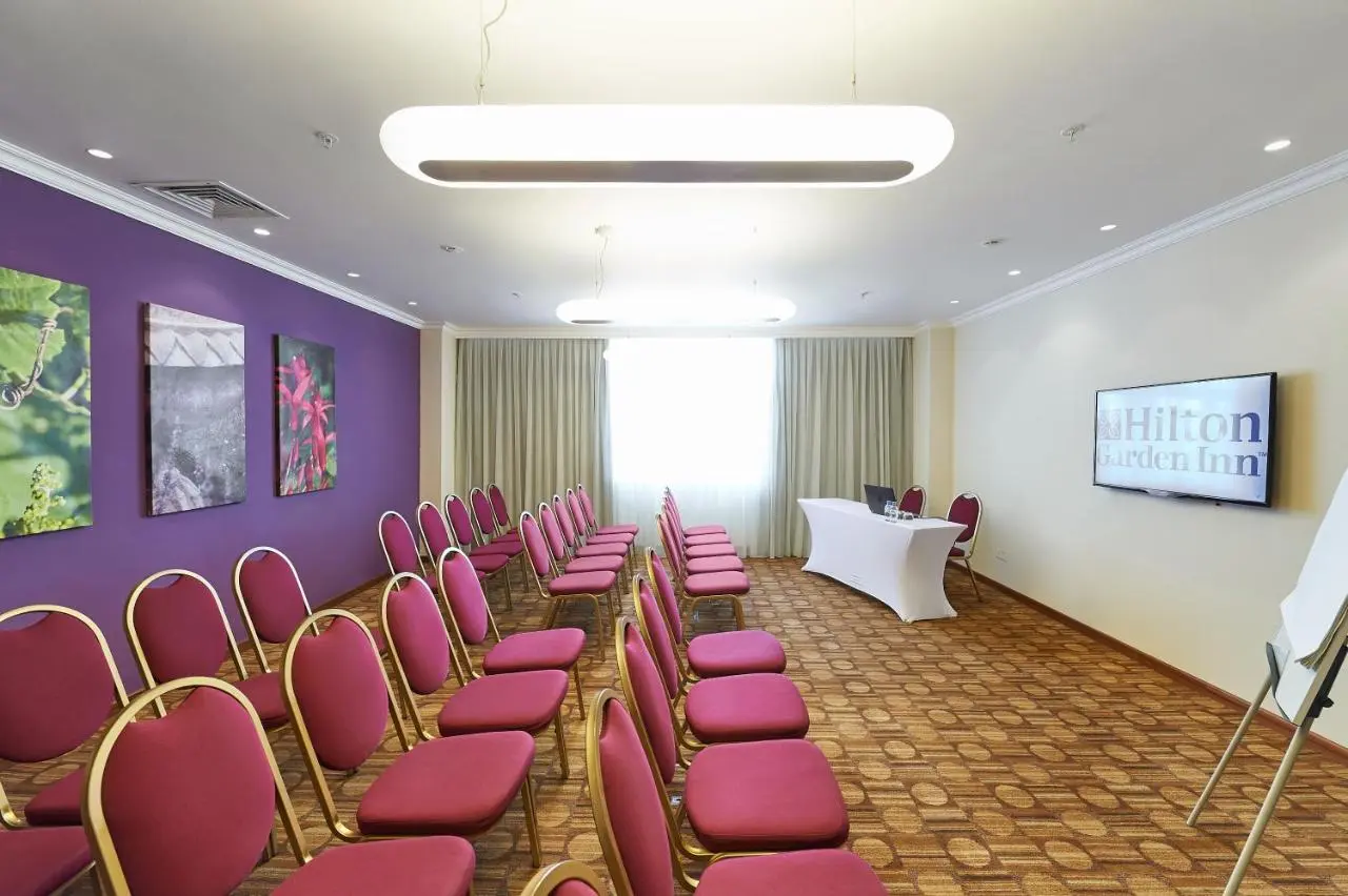 Красноярск: Отель Hilton Garden Inn Красноярск