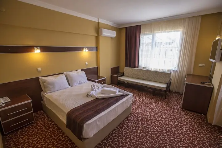Мармара: Hotel Arteka