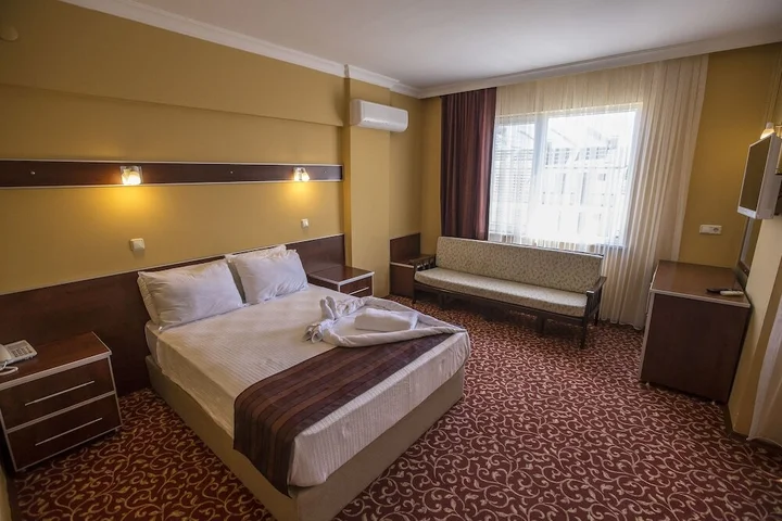 Мармара: Hotel Arteka
