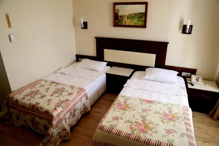 Бююкчекмедже: Blue World Hotel