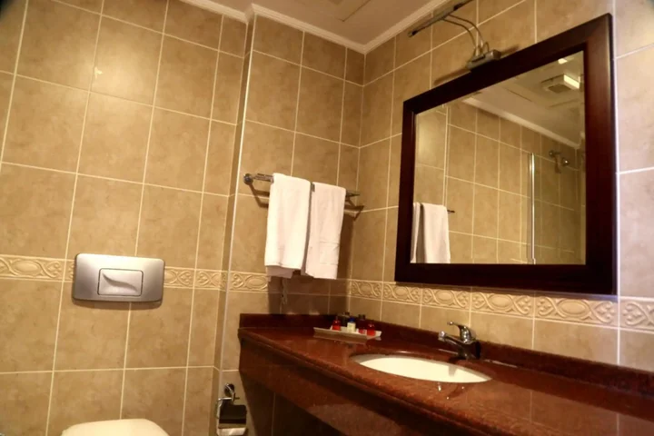 Бююкчекмедже: Blue World Hotel
