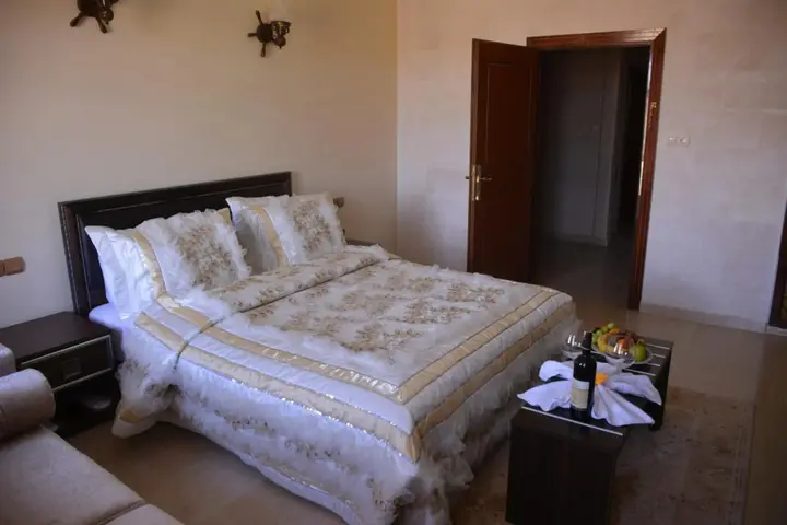 Мидьят: Turabdin Hotel