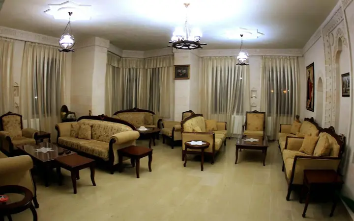 Мидьят: Turabdin Hotel