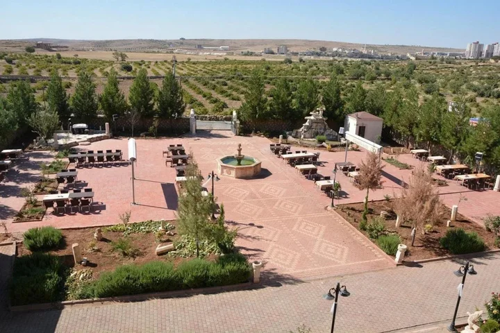 Мидьят: Turabdin Hotel