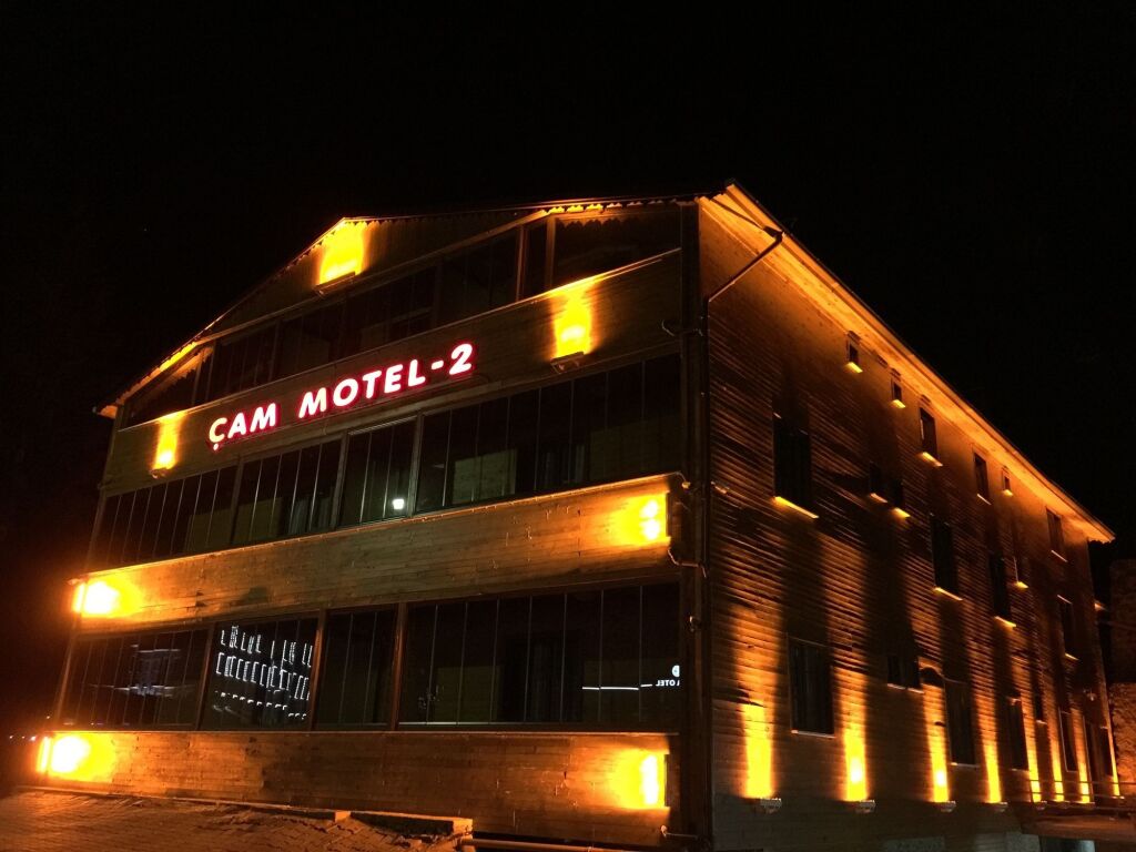 Узунгёль: Cam Motel