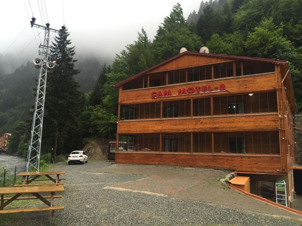 Узунгёль: Cam Motel
