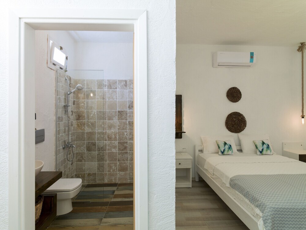 Датча: Koop Suites