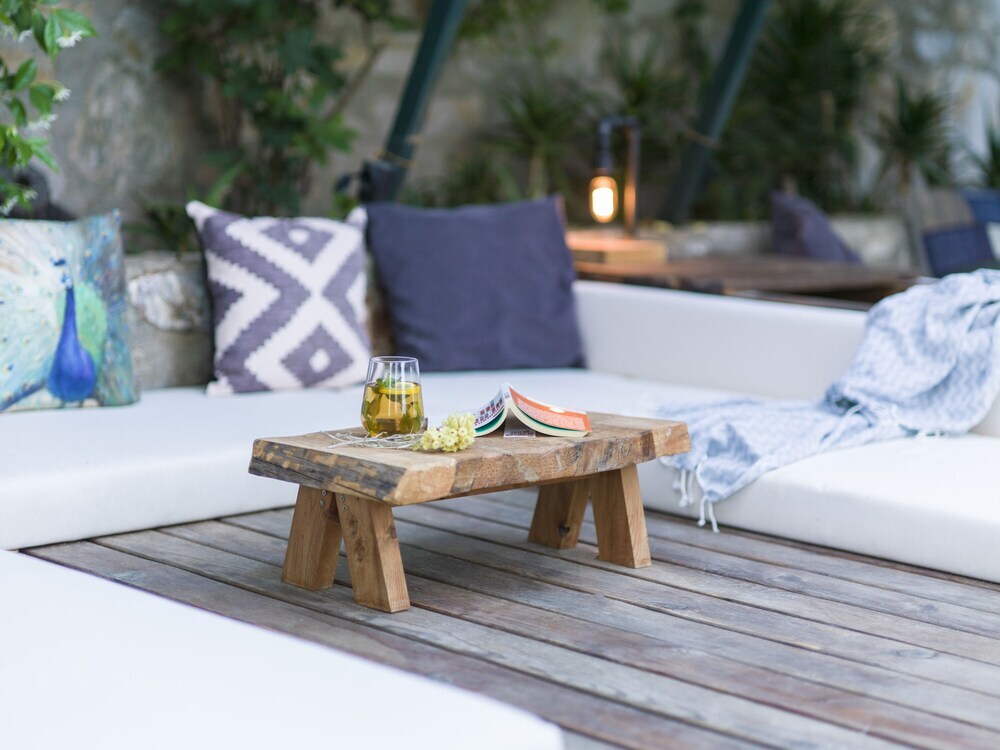 Датча: Koop Suites