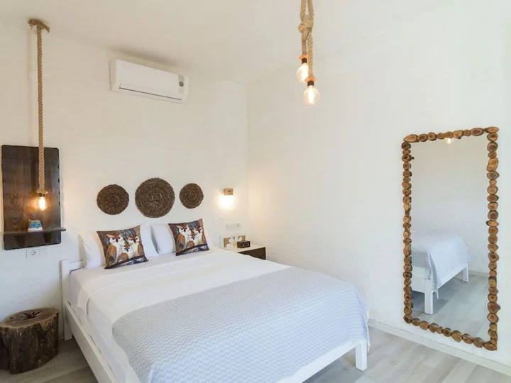 Датча: Koop Suites