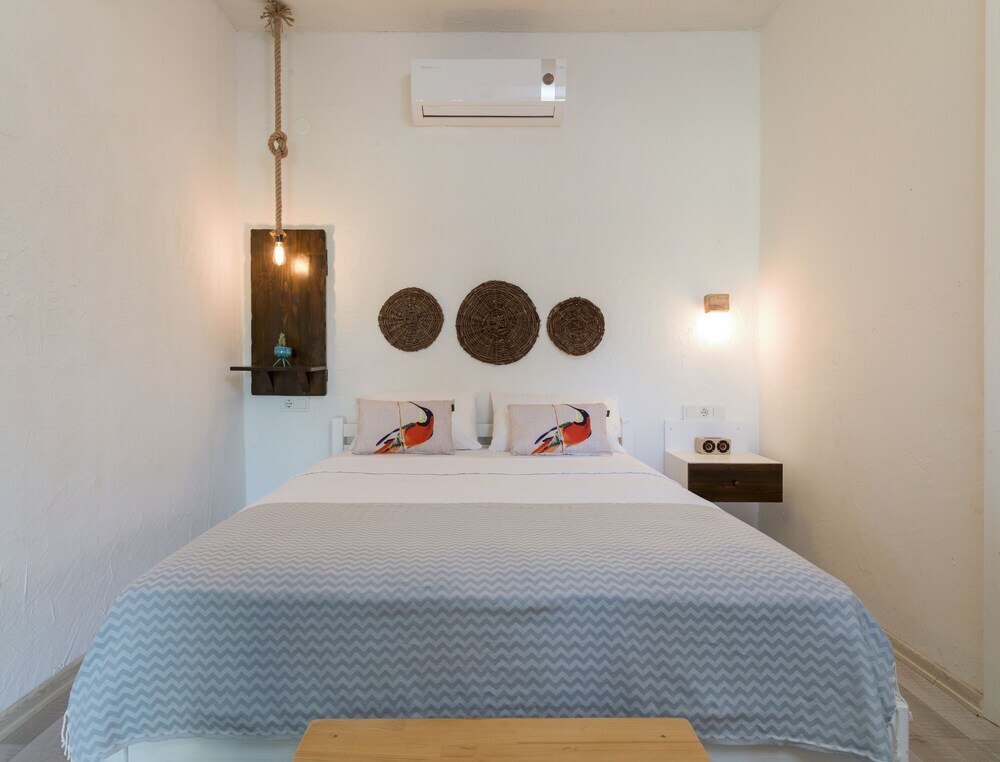 Датча: Koop Suites