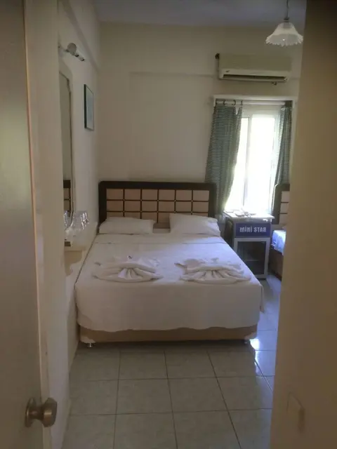 Битез: Ministar Hotel