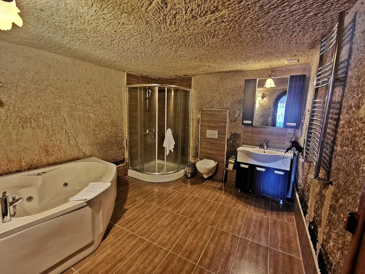 Гёреме: Falcon Cave Suites