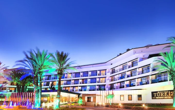 Кемер: Queen's Park Turkiz Kemer