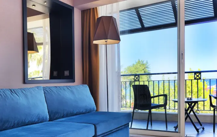 Кемер: Queen's Park Turkiz Kemer