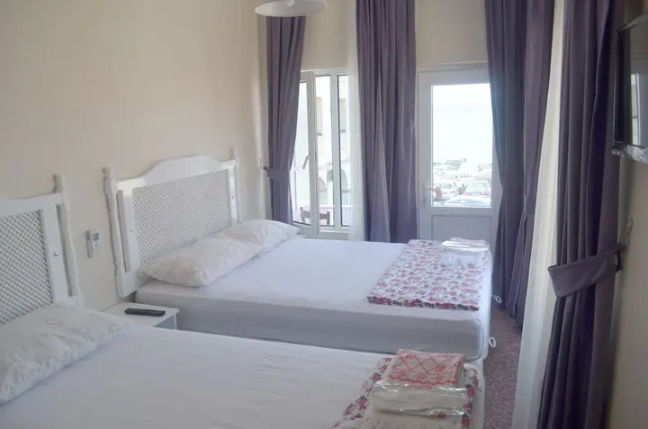 Айвалык: Kiyi Motel