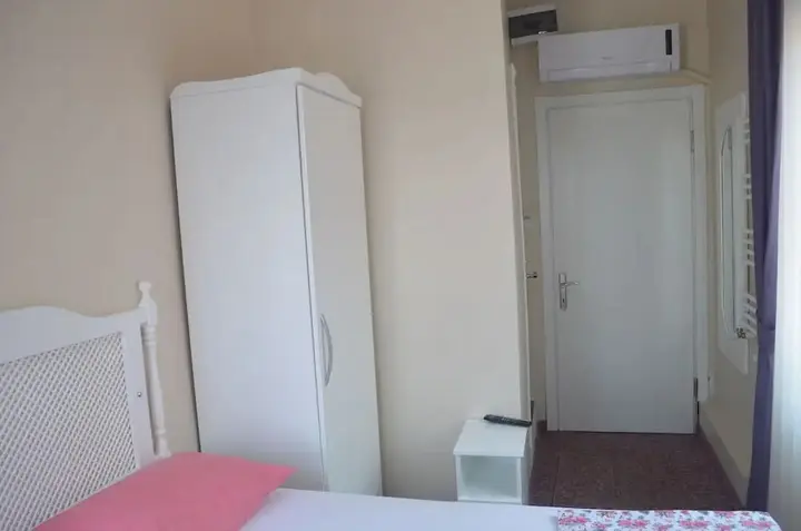 Айвалык: Kiyi Motel