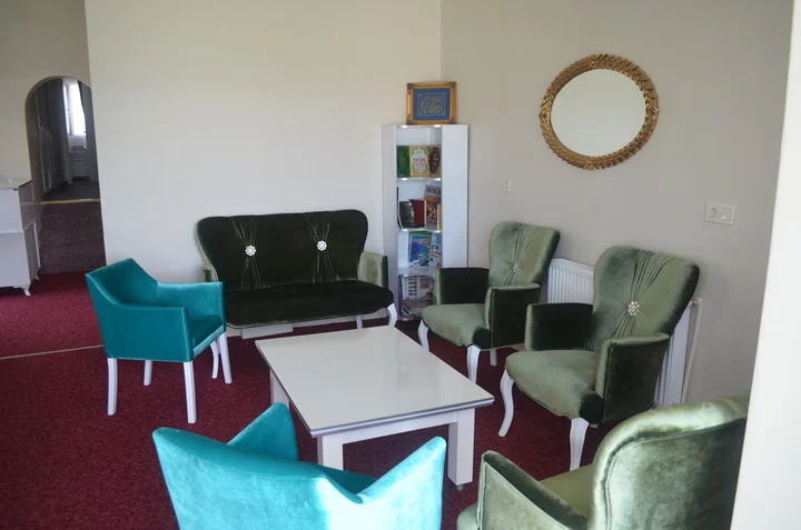 Айвалык: Kiyi Motel