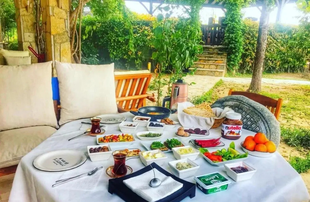 Бодрум: Fancy House With Shared Pool Surrounded by Nature in Bodrum