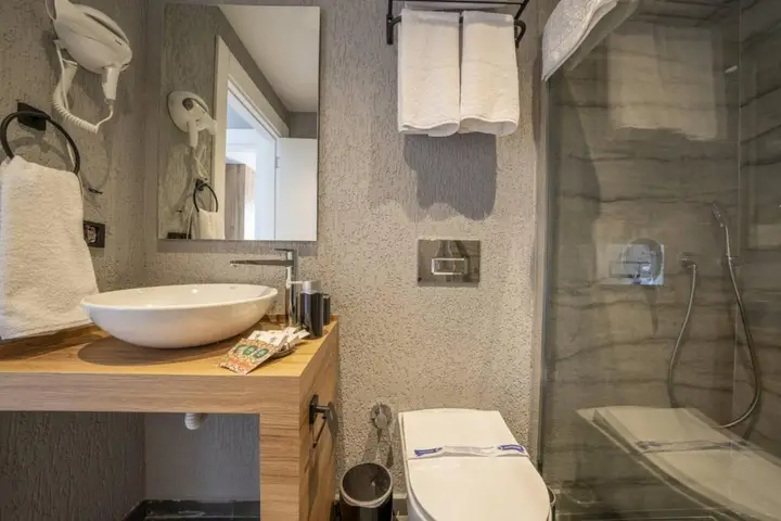 Deluxe Suite Close to Beach in Bodrum — фото 5