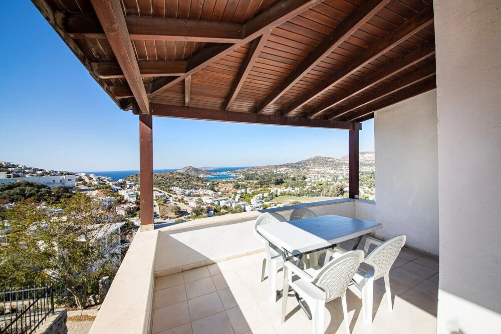 Гюмюшлюк: House With Invigorating View in Bodrum