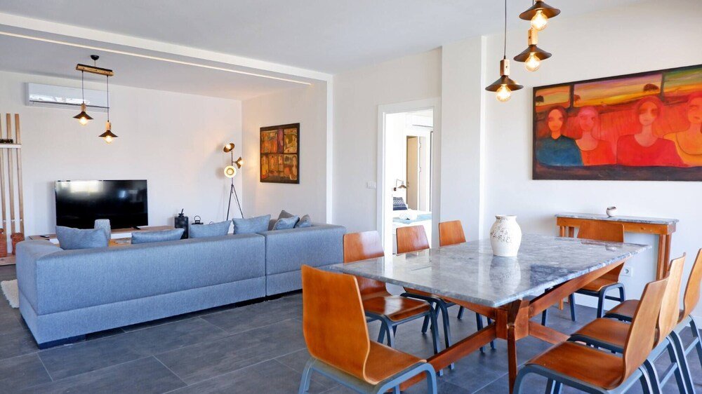 Коюнбаба: 5 Bedroom Luxury Villa With Private Pool and Private Beach in Bodrum-gumusluk