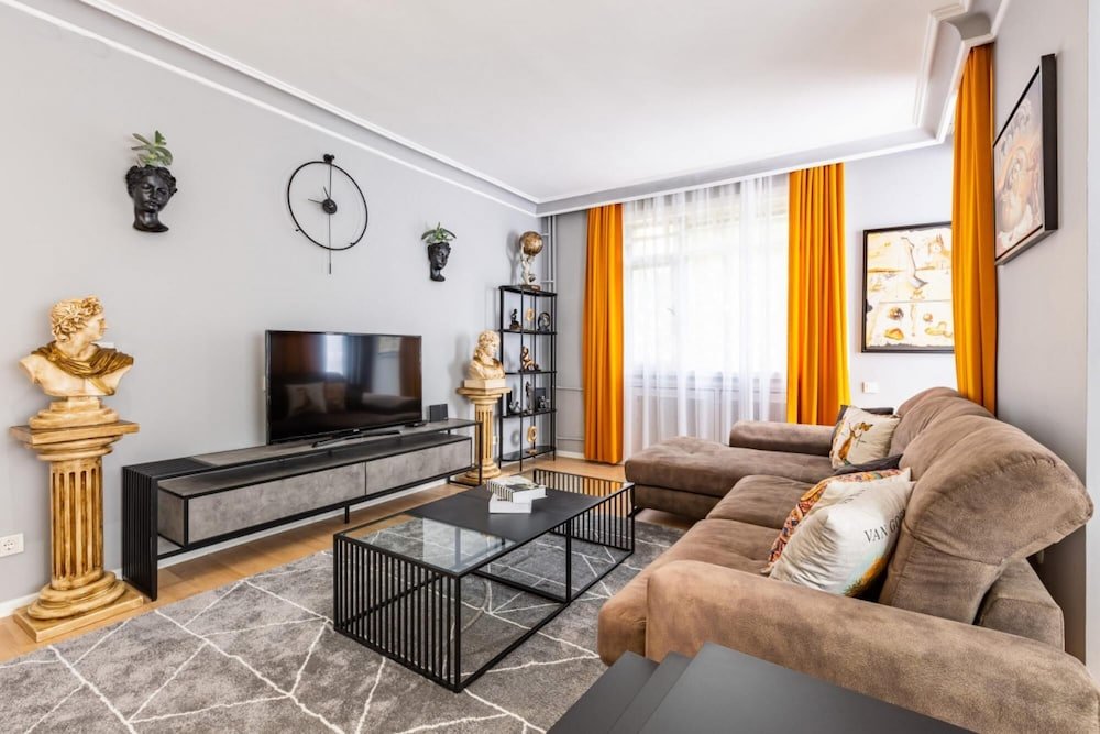 Spacious Apartment on Bagdat Street Kadikoy — фото 4
