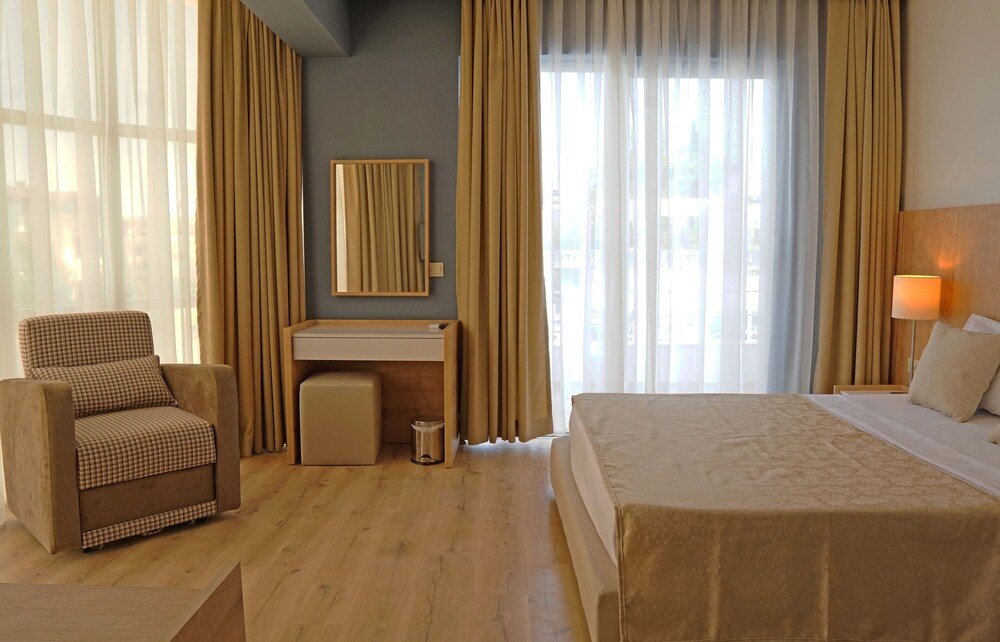 Кемер: Hotel Felizya