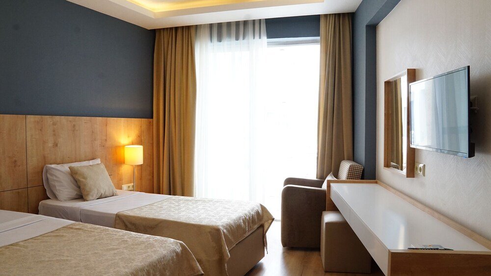 Кемер: Hotel Felizya
