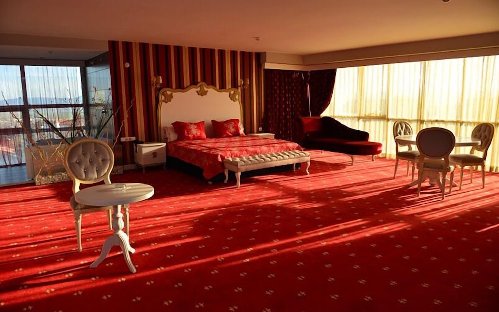 Мерзифон: Hotel Valiente