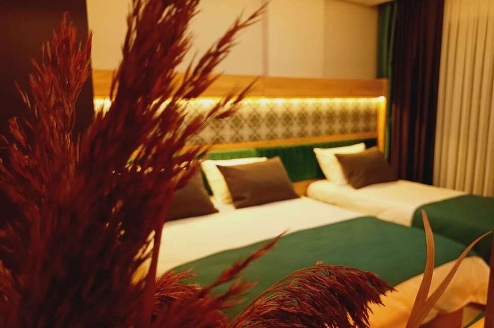 Сарыкамыш: Dinamik Otel