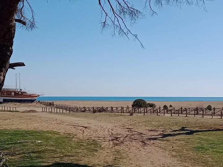 Чиралы: Çirali Campi̇ng