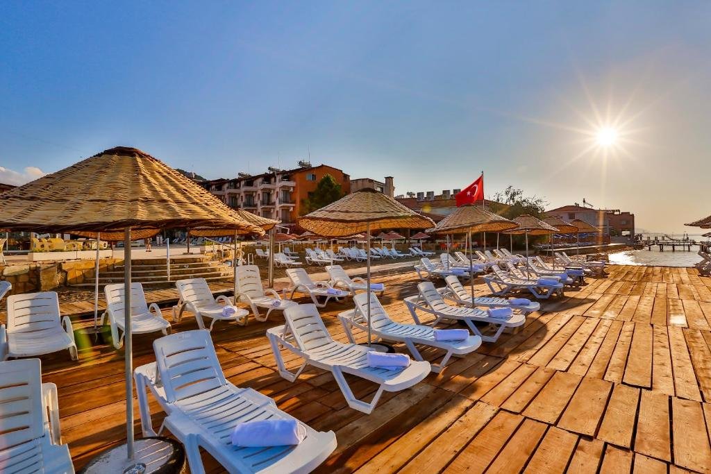 Кучуккую: Club Hotel Gültur