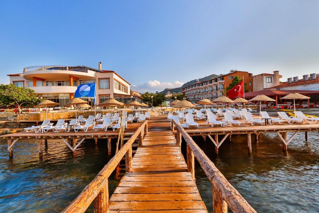 Кучуккую: Club Hotel Gültur