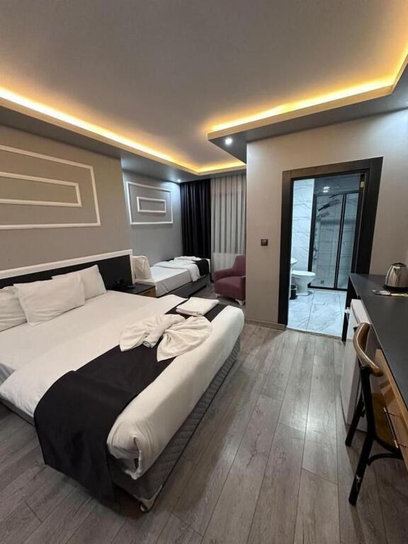 Ван: Comfort Suit Hotel